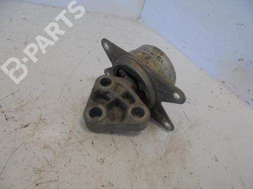 Used Engine mount OPEL ASTRA G Hatchback (T98) [1998-2009]  10270613