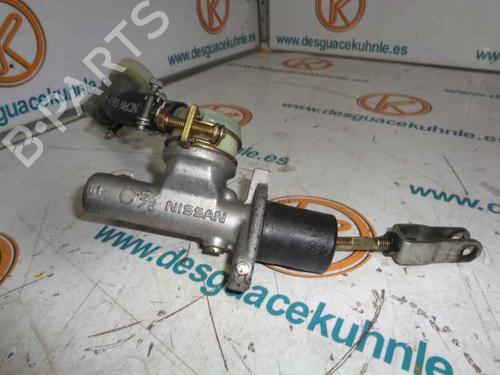 Used Clutch slave cylinder NISSAN ALMERA I Hatchback (N15) [1995-2001]  14192651