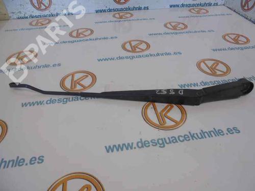 Used Front windshield wiper arm NISSAN NAVARA NP300 (D40) 2.5 dCi 4WD (171 hp) 3526407