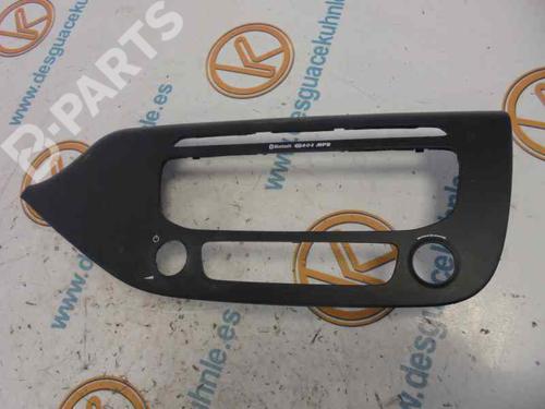 Dashboard KIA CEE'D (JD) 1.4 CVVT (100 hp) 4376352