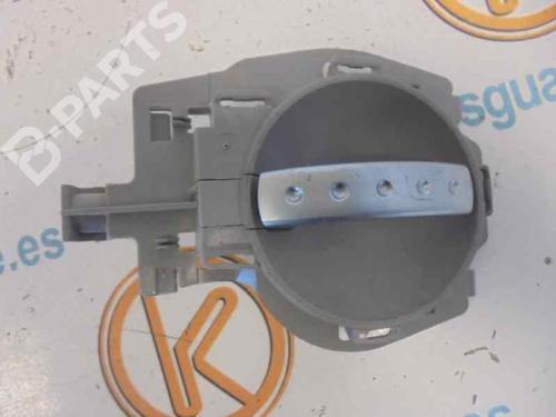 Venstre bak invendig håndtak CITROËN C3 I (FC_, FN_) 1.4 i Bivalent (73 hp) 9647164577 | 9647164577 | 9647164677 |