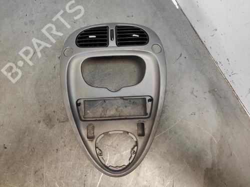 other-citroen-xsara-picasso-n68-9631315877-consola-central-1999-2000-2001-2002-2003-2004-2005-2006-2007-2008-2009-2010-2011-2012-17638435 main image