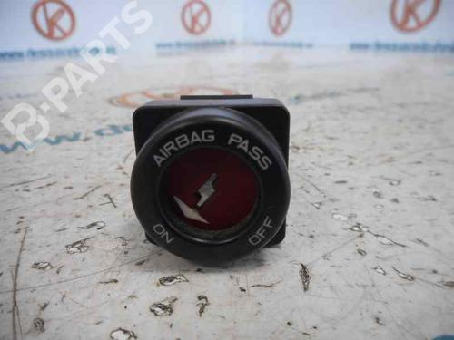 Used Switch PEUGEOT 306 (7B, N3, N5) [1993-2003]  2480118