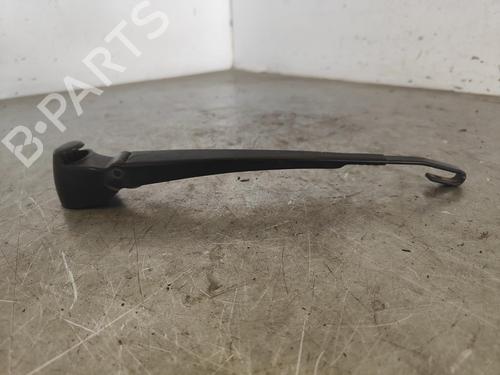 Used Rear windshield wiper arm VW GOLF IV (1J1) 1.6 16V (105 hp) 13383916