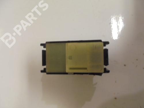 Left rear window switch MERCEDES-BENZ S-CLASS (W220) S 320 CDI (220.026, 220.126) | BP6452826I29 