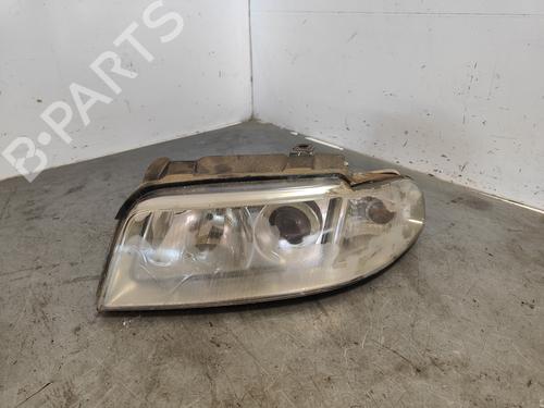 Lyskaster venstre AUDI A4 B5 Avant (8D5) 2.5 TDI (150 hp) 31156031