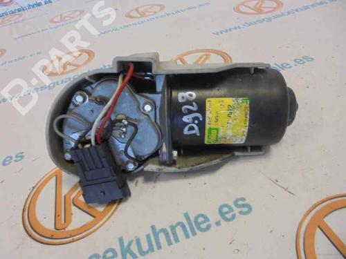 Used Front wiper motor RENAULT MEGANE I (BA0/1_) [1995-2004]  3175882