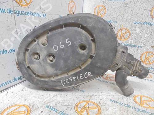 Used Air filter box RENAULT CLIO I (B/C57_, 5/357_) [1990-1999]  14190766