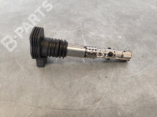Used Ignition coil AUDI A4 B6 (8E2) 1.8 T (150 hp) 10985967