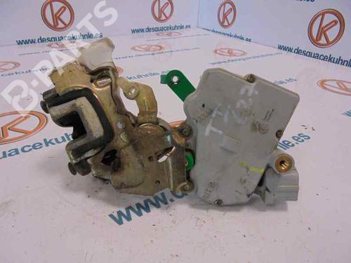 Used Rear left lock NISSAN TERRANO II (R20) [1992-2007]  2469100