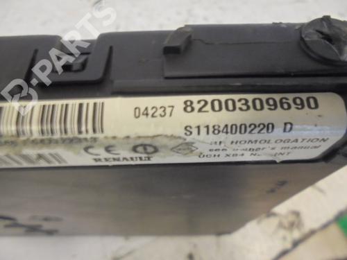 Fuse box RENAULT MEGANE II Saloon (LM0/1_)  | BP6212552E1 