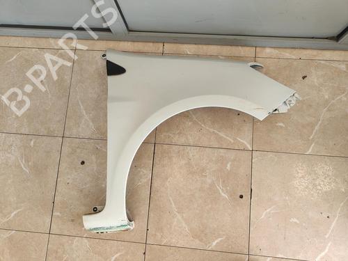 Used Right front fenders RENAULT CLIO III (BR0/1, CR0/1) [2005-2014]  13757239