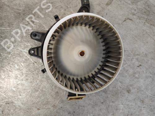 Used Heater blower motor Heater blower motor FIAT 500L (351_, 352_) [2012-2026] 33628526 33628526
