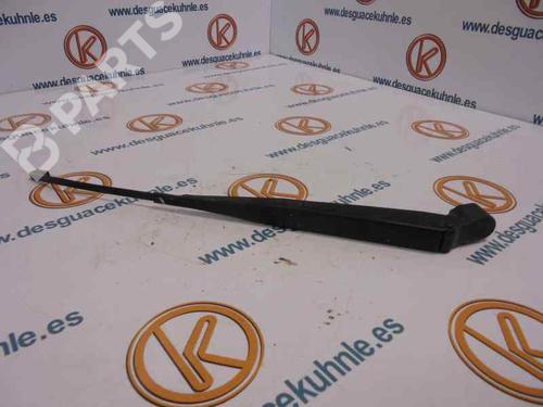 Used Front windshield wiper arm NISSAN TERRANO II (R20) [1992-2007]  6630705