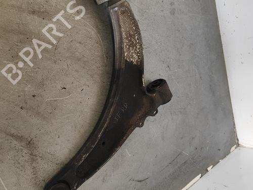 Used Right front suspension arm OPEL INSIGNIA A (G09) [2008-2017]  15677101