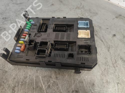 Used Fuse box PEUGEOT 307 Break (3E) [2002-2009]  26739141