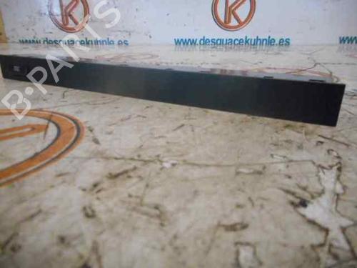 Switch BMW 5 (E39) 528 i | BP2450092I30 