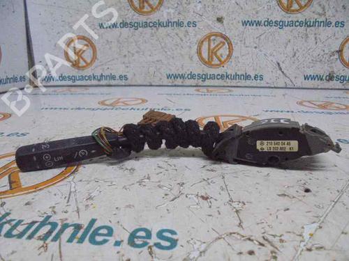 Used Steering wheel controls MERCEDES-BENZ C-CLASS (W202) C 250 Turbo-D (202.128) (150 hp) 2457346