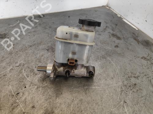 Used Brake master cylinder HYUNDAI SANTA FÉ II (CM) [2005-2015]  27516958