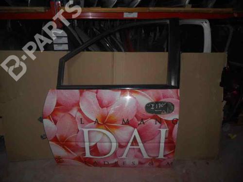 Used Left front door CHRYSLER VOYAGER / GRAND VOYAGER III (GS_, NS_) [1992-2001]  2478319