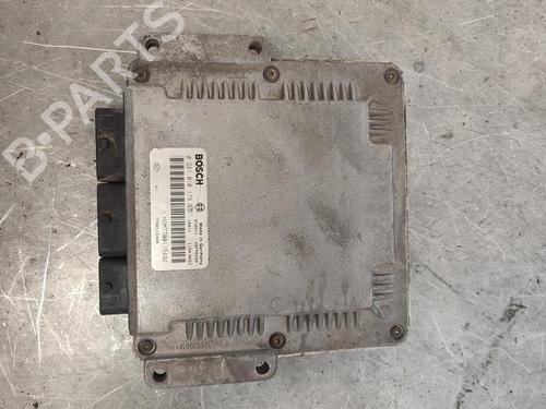 Used Engine control unit (ECU) RENAULT ESPACE III (JE0_) 2.2 dCi (JE0S) (115 hp) 17638337