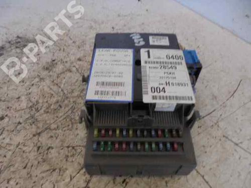 Used Fuse box RENAULT LAGUNA II (BG0/1_) 1.9 dCi (107 hp) 5961725