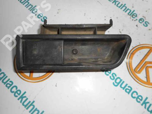 Used Front left interior door handle RENAULT RAPID Box Body/MPV (F40_, G40_) 1.9 D (F40R) (54 hp) 3218015