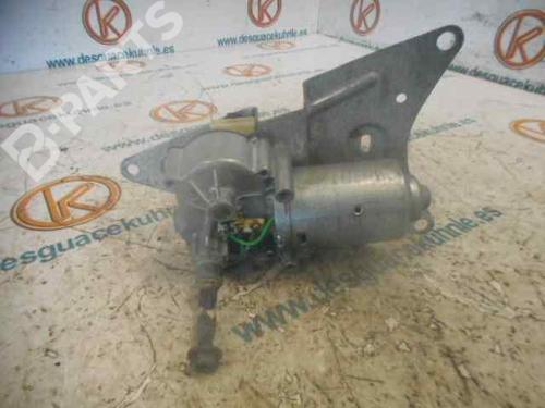 Used Rear wiper motor RENAULT TWINGO I (C06_) 1.2 (C067) (54 hp) 2469656