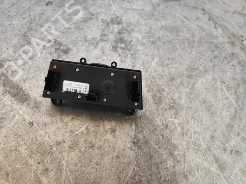 Switch MERCEDES-BENZ E-CLASS (W211) E 270 CDI (211.016) | BP27712342I30 
