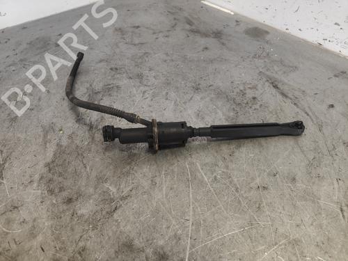 Used Clutch slave cylinder PEUGEOT 307 Break (3E) [2002-2009]  26705880