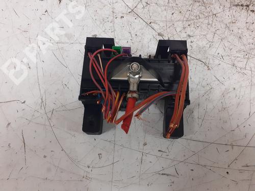 Fuse box MERCEDES-BENZ E-CLASS (W211) E 220 CDI (211.008) 2115450301 |