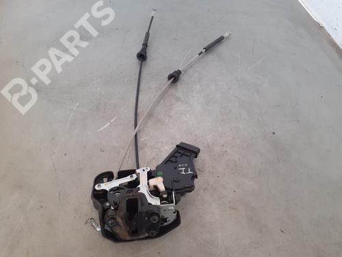 Used Rear left lock KIA CARENS III MPV (UN) [2006-2013]  10418120