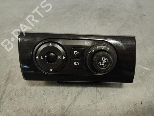 Used Switch CHEVROLET CAPTIVA (C100, C140) [2006-2025]  12515578