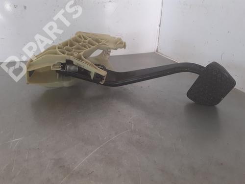 Pedal freno BMW X6 (E71, E72) xDrive 50 i (449 hp) 8781065