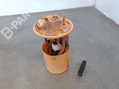 Used Fuel pump SEAT CORDOBA (6K1, 6K2) [1993-2002]  9826181