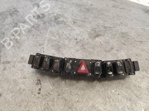 Used Switch Switch MERCEDES-BENZ S-CLASS (W220, V220) S 320 CDI (220.026, 220.126) (197 hp) 39533057 39533057