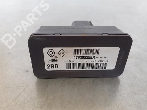 Used Electronic sensor RENAULT MEGANE III Hatchback (BZ0/1_, B3_) [2008-2025]  7888330