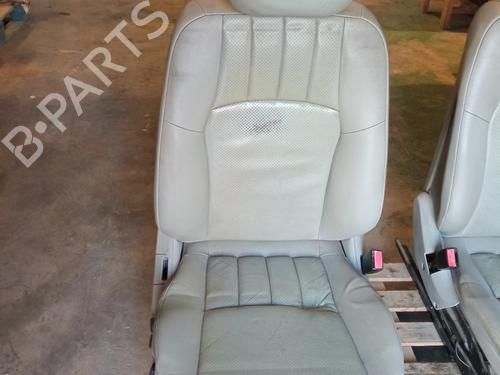 Used Right front seat MERCEDES-BENZ C-CLASS (W203) C 200 CDI (203.004) (116 hp) 2467261