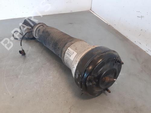 Used Right front shock absorber MERCEDES-BENZ S-CLASS (W220) S 320 CDI (220.025, 220.125) (204 hp) 8919230