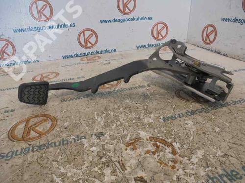 Clutch pedal TOYOTA COROLLA (_E12_) 1.6 VVT-i (ZZE121_) (110 hp) 8780117