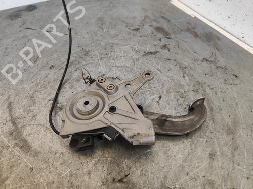 Used Hand brake MERCEDES-BENZ E-CLASS (W211) E 270 CDI (211.016) (177 hp) 27717152