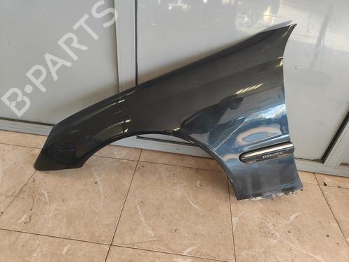 Used Left front fenders MERCEDES-BENZ C-CLASS (W203) [2000-2007]  14471708