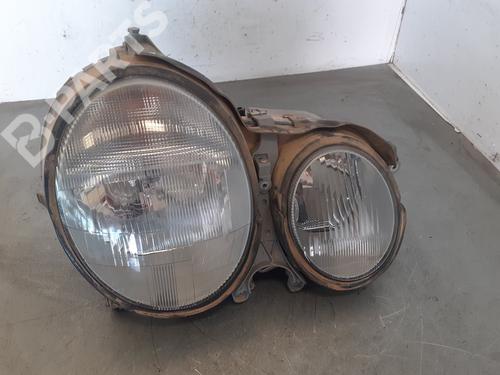 Right headlight MERCEDES-BENZ E-CLASS (W210) E 200 CDI (210.007) (116 hp)null