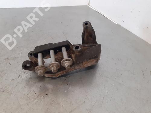 Used Engine mount OPEL ZAFIRA A MPV (T98) 2.0 DTI 16V (F75) (101 hp) 10270771