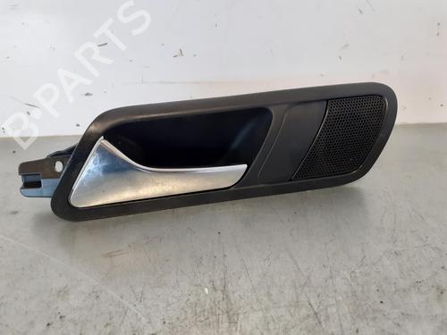 Venstre bak invendig håndtak VW PASSAT B6 (3C2) 2.0 TDI (140 hp) 7157500