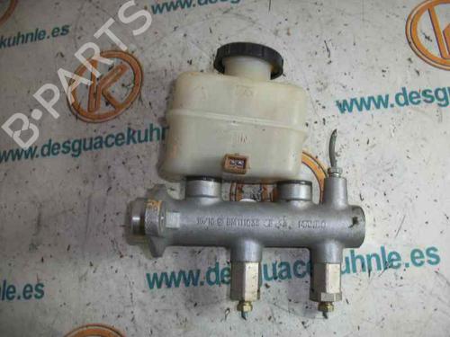 Used Brake master cylinder HYUNDAI SONATA IV (EF) 2.0 16V (136 hp) 2482544