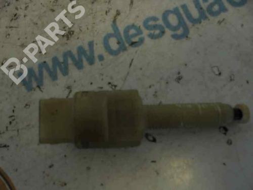 Schakelaar VW PASSAT B5.5 Variant (3B6) 1.9 TDI (130 hp) 4732578