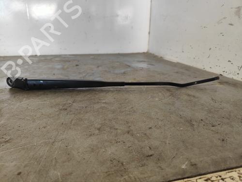 Used Front windshield wiper arm Front windshield wiper arm RENAULT KANGOO / GRAND KANGOO II (KW0/1_) 1.5 dCi 70 (KW0V, KW0A) (68 hp) 33698407 33698407