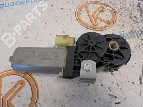 Used Electronic module BMW 5 (E60) 530 d (218 hp) 6631582