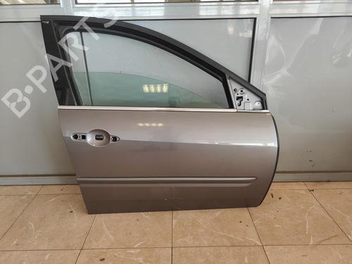 Used Right front door RENAULT LAGUNA Coupe (DT0/1) 1.5 dCi (110 hp) 30001689